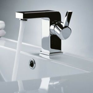 BERGSEE PICASSO смесител за мивка за баня със странична ръкохватка 